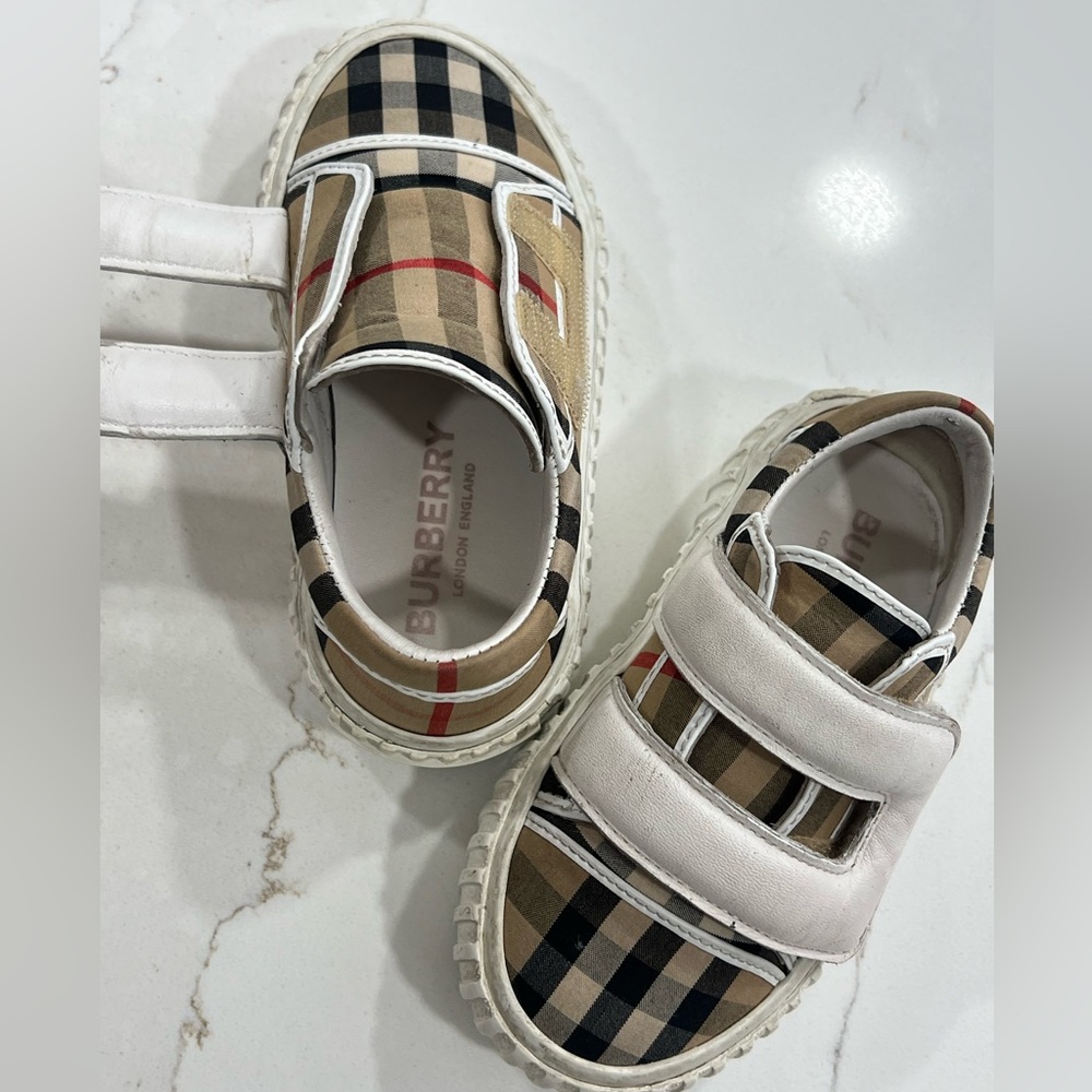 Burberry Toddler Stylish Plaid Velcro Sneakers - Picture 4 of 11